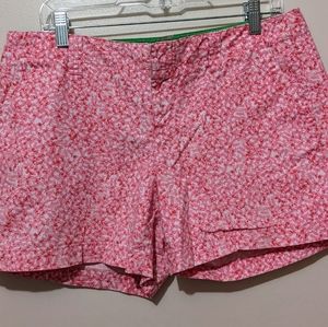 🔥END FRIDAY ‼️  Lilly Pulitzer Palm Beach Fit Pink White Fish Shorts  Size: 6